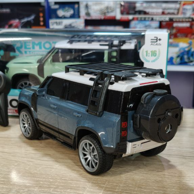 Voiture télécommandée Defender