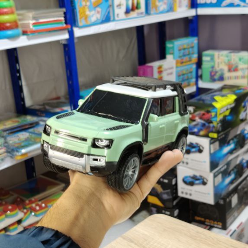 Voiture télécommandée Defender